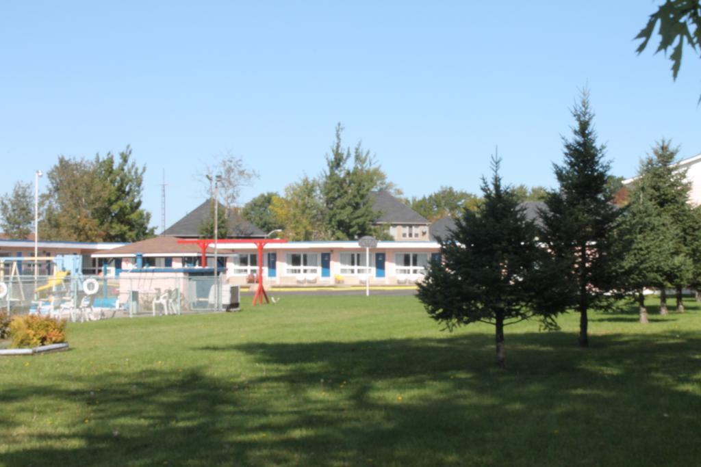 Advantage Inn Niagara Falls Exterior photo